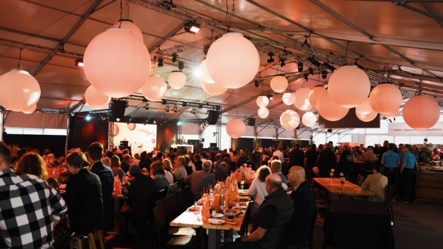 Großraumzelt feste Wände